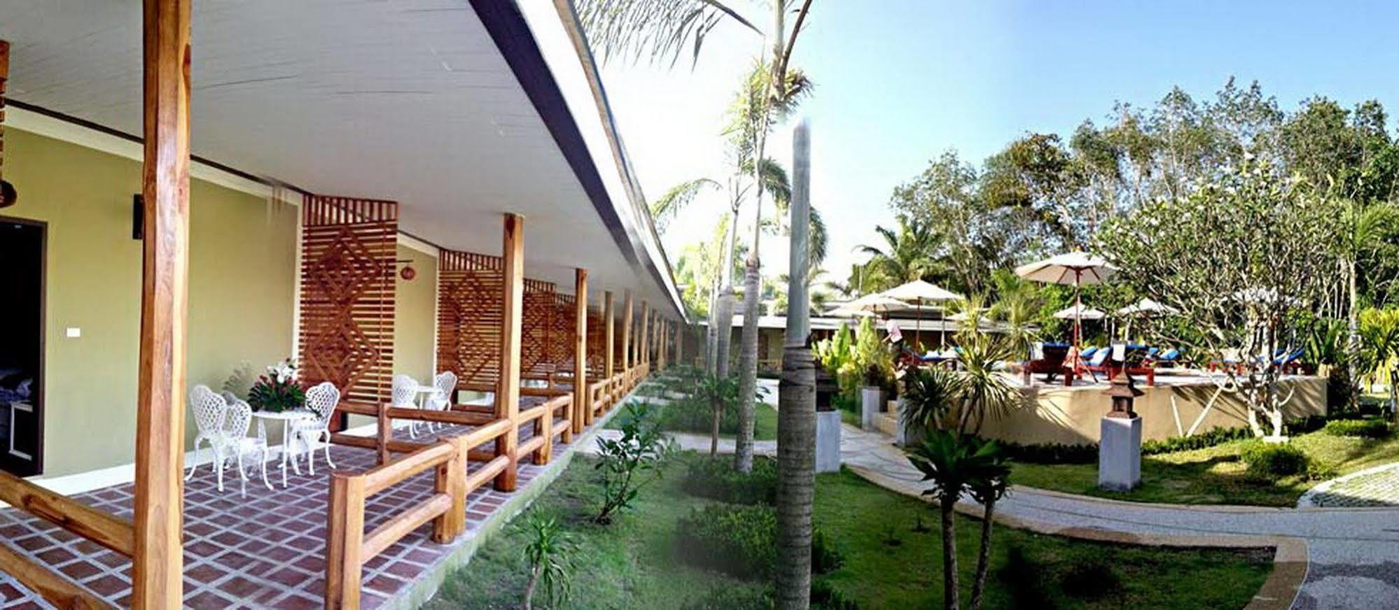 Phuvara Boutique Aonang Ao Nang Esterno foto